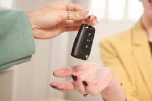mom insists daughter pay $300 towing fee before driving again dad says she's being 'too harsh'